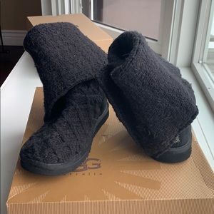 Woven black Ugg’s